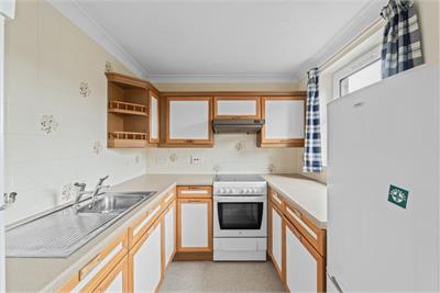 22 Whitestone Court, Innerleithen Road, Peebles, EH45 8BN - image 4