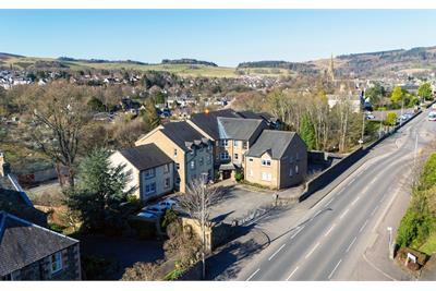 22 Whitestone Court, Innerleithen Road, Peebles, EH45 8BN - image 1