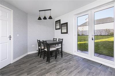 16 Cairns Crescent, Dunfermline, KY12 9FH - image 12
