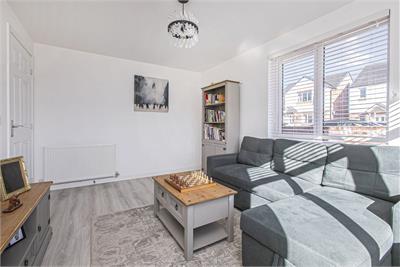 16 Cairns Crescent, Dunfermline, KY12 9FH - image 4