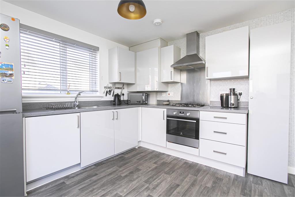 16 Cairns Crescent, Dunfermline, KY12 9FH - image 10