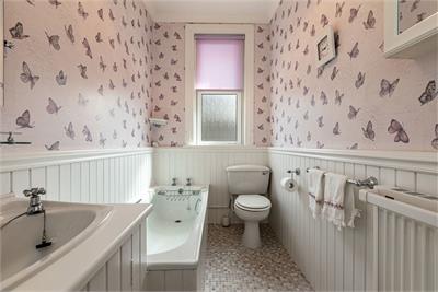 116 Bongate. Jedburgh, TD8 6DY - image 10
