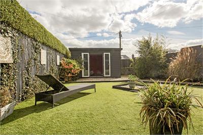 82 Victoria Terrace,
Dunfermline,
KY12 0LU - image 2