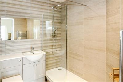 82 Victoria Terrace,
Dunfermline,
KY12 0LU - image 12