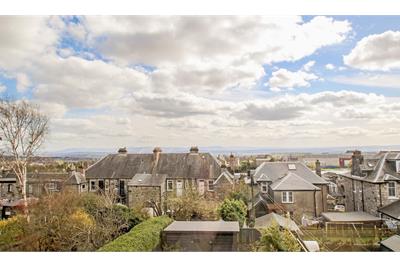 82 Victoria Terrace,
Dunfermline,
KY12 0LU - image 30