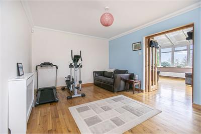 14 Logan Road, Torryburn, KY12 8SN - image 11
