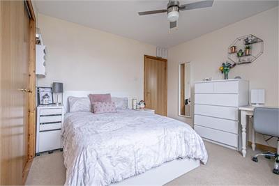 14 Logan Road, Torryburn, KY12 8SN - image 16