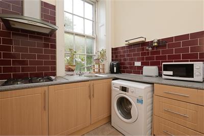 63 Newington Road, EDINBURGH, EH9 1QW - image 1