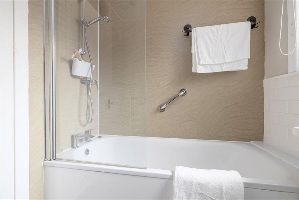 2/22 Pentland Drive,
Edinburgh,
EH10 6PX - image 12