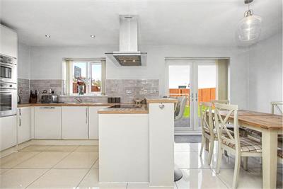 10 Craigengar Gate, West Linton, EH46 7JL - image 3