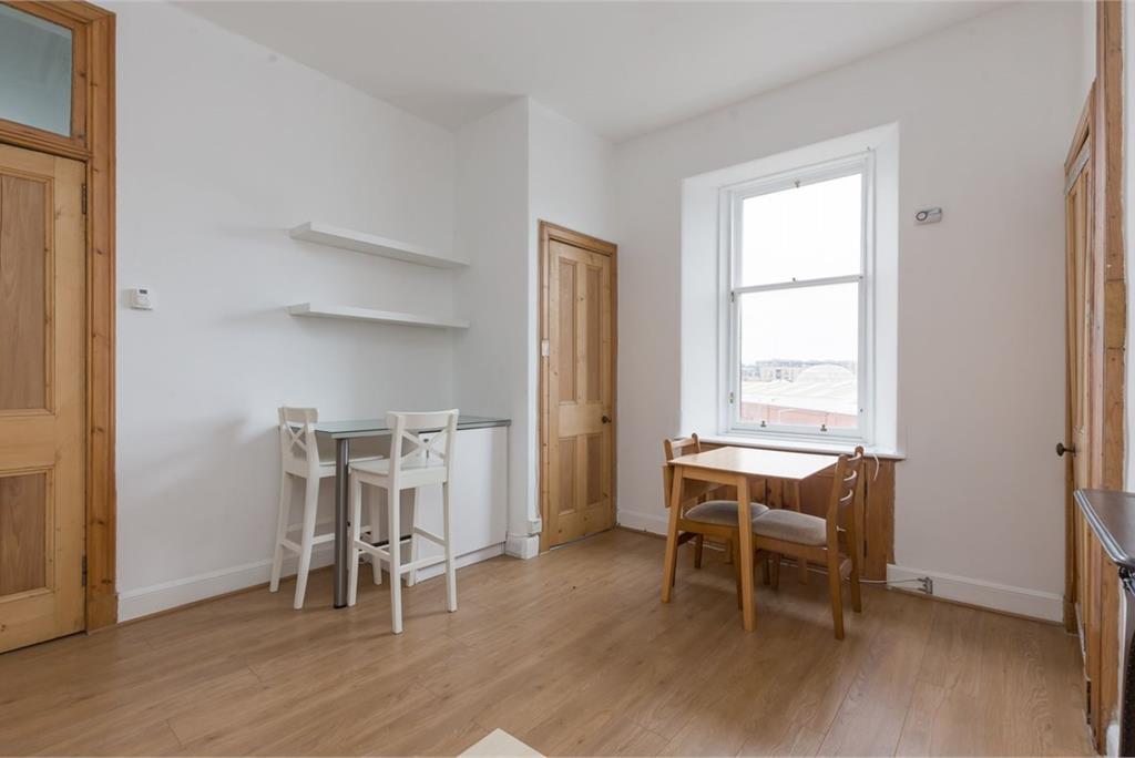 23/8 Bellevue Road, Edinburgh, EH7 4DL - image 8