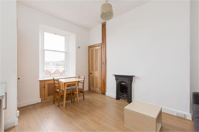23/8 Bellevue Road, Edinburgh, EH7 4DL - image 1