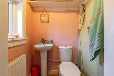 12 Bridge Street, Selkirk, TD7 5BS - image 17