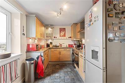 Flat 31, 2 North Pilrig Heights, EH6 5FE - image 9