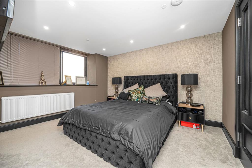 7 Carnegie Apartments, Dunfermline, KY12 7AE - image 18