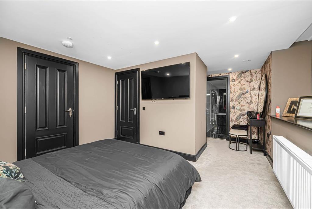 7 Carnegie Apartments, Dunfermline, KY12 7AE - image 19