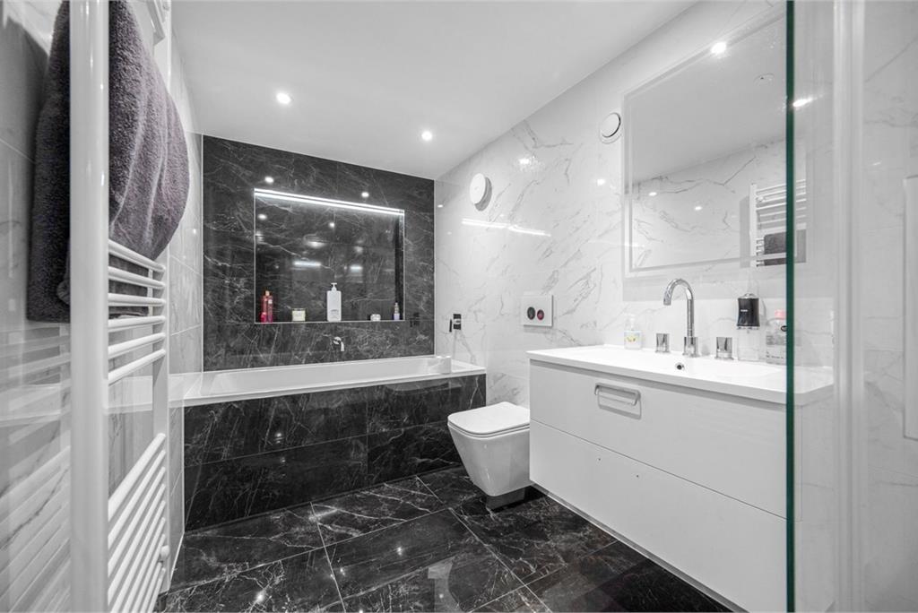 7 Carnegie Apartments, Dunfermline, KY12 7AE - image 22