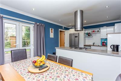 40 Powderhall Road,
Edinburgh,
EH7 4GB - image 3