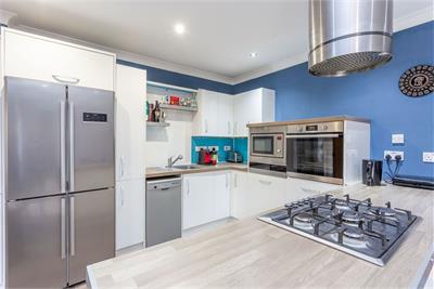 40 Powderhall Road,
Edinburgh,
EH7 4GB - image 7