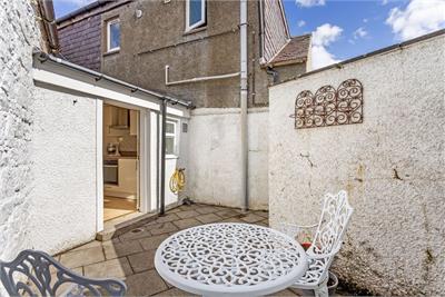 Grocers Cottage, Main Street, West Linton, EH46 7EE - image 11