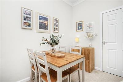 Grocers Cottage, Main Street, West Linton, EH46 7EE - image 3