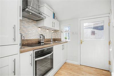 Grocers Cottage, Main Street, West Linton, EH46 7EE - image 5