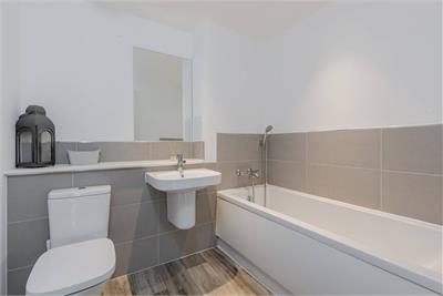 32 Shrubhill Walk, Edinburgh, EH7 4RB - image 11
