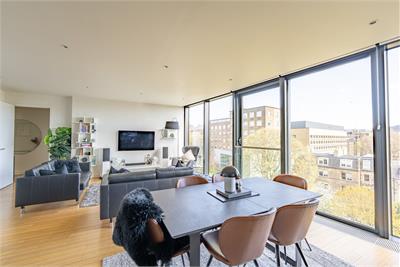 Flat 25,
28 Simpson Loan,
Edinburgh,
EH3 9GG - image 5