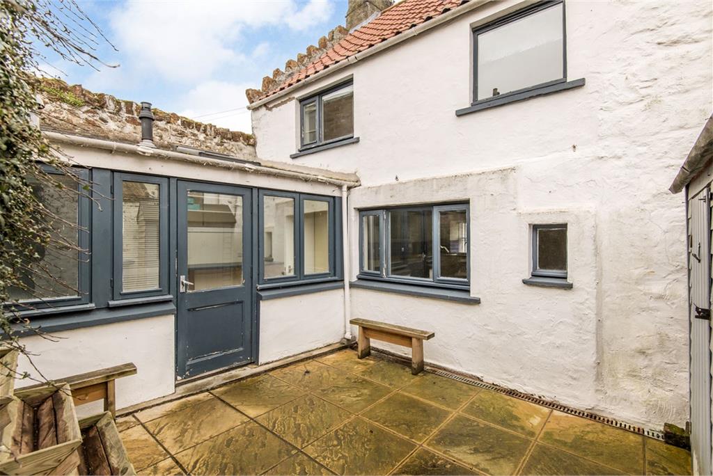 Tigne Cottage,
21 High Street,
Elie,
Leven,
KY9 1BY - image 12