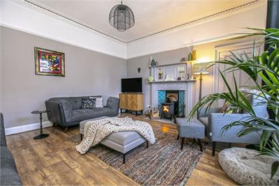 33 Dunfermline Road, Crossgates, Dunfermline, KY4 8AP - image 2