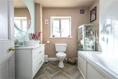 33 Dunfermline Road, Crossgates, Dunfermline, KY4 8AP - image 11