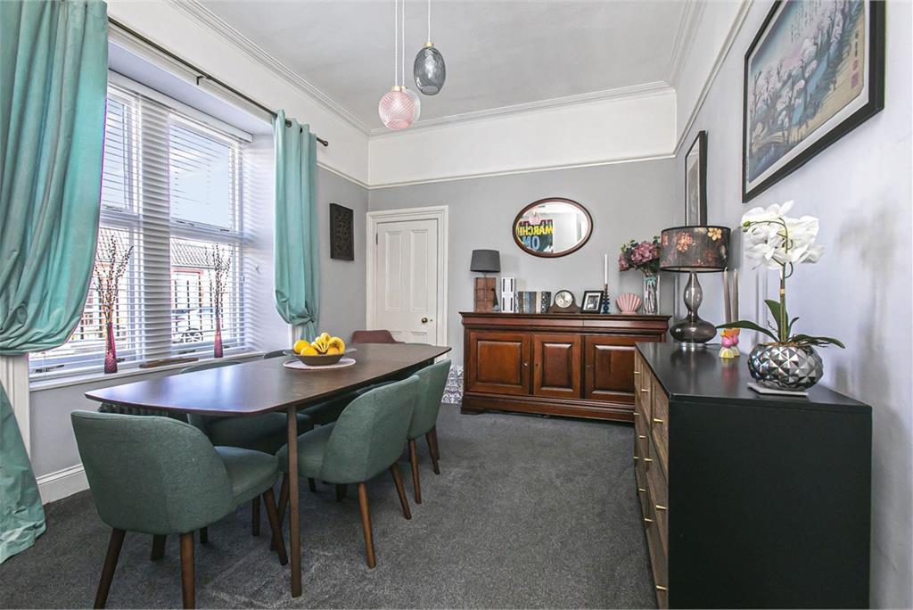 33 Dunfermline Road, Crossgates, Dunfermline, KY4 8AP - image 8