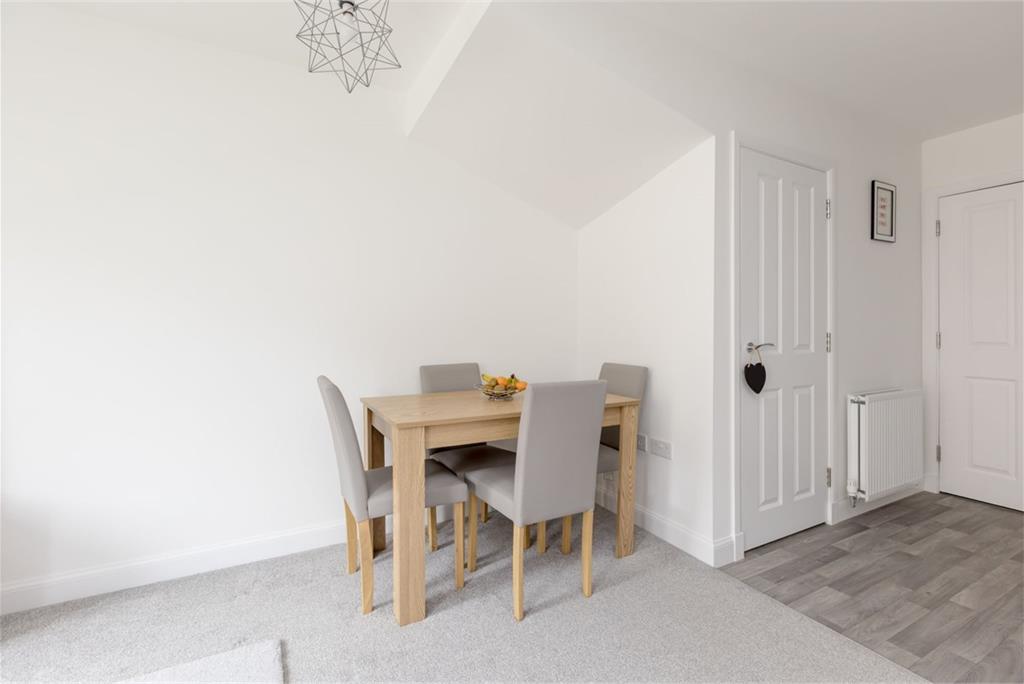 105 Cunningham Square, Portobello, EH15 1BA - image 4