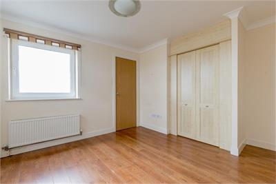 Flat 10, 55 Waterfront Avenue, Edinburgh, EH5 1JD - image 5