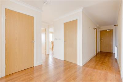 Flat 10, 55 Waterfront Avenue, Edinburgh, EH5 1JD - image 10