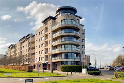 Flat 10, 55 Waterfront Avenue, Edinburgh, EH5 1JD - image 1