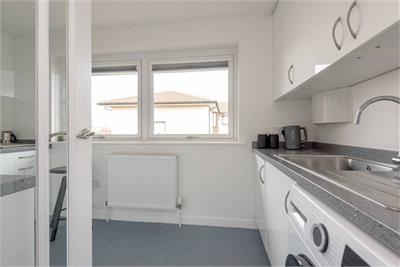Flat 14, Broadhaven, East Links Road, Dunbar, EH42 1LT - image 11