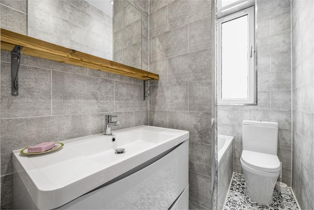 3/2 Blackie Road, Leith Links, Edinburgh, EH6 7NA - image 9