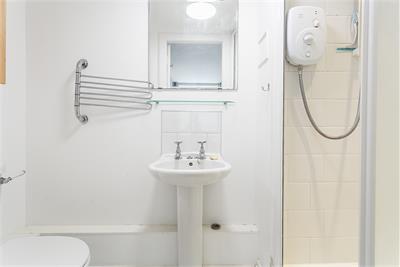 95/6 Constitution Street,
Edinburgh,
EH6 7AE - image 15
