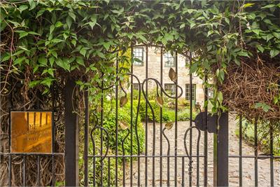 95/6 Constitution Street,
Edinburgh,
EH6 7AE - image 27