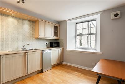 95/6 Constitution Street,
Edinburgh,
EH6 7AE - image 7