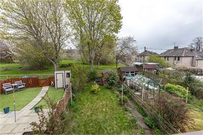 31 Cheviot Terrace, Coldstream, TD12 4DU - image 3