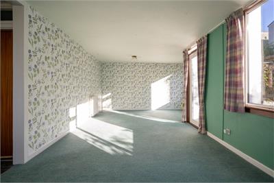 2 Craigmount Court, Edinburgh, EH4 8HL - image 5