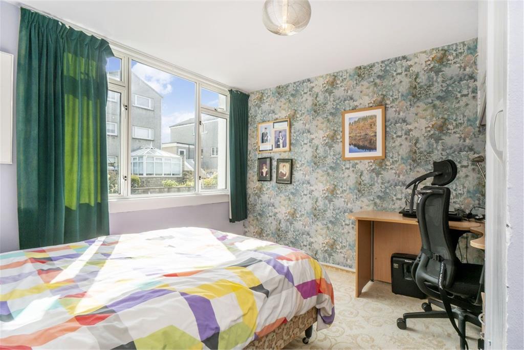 2 Craigmount Court,
Edinburgh,
EH4 8HL - image 8