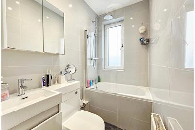 9/5 Northfield Farm Avenue, Edinburgh, EH8 7QW - image 13
