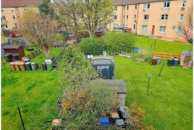 9/5 Northfield Farm Avenue, Edinburgh, EH8 7QW - image 14