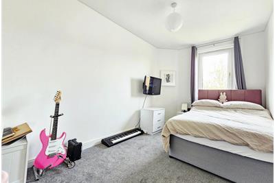 9/5 Northfield Farm Avenue, Edinburgh, EH8 7QW - image 10