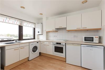 58/3 Craiglockhart Terrace, Craiglockhart, Edinburgh, EH14 1XH - image 5