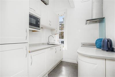 19/1 Lynedoch Place, West End, Edinburgh, EH3 7PY - image 5
