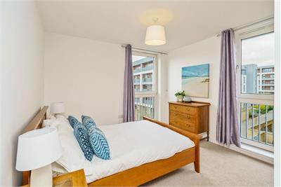 32/7 Kimmerghame Drive, Edinburgh, EH4 2GJ - image 10